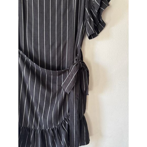 Supply & Demand Striped Dress Women’s Size 2 Faux Wrap Ruffle Trim Sleeve Preppy - Picture 3 of 9